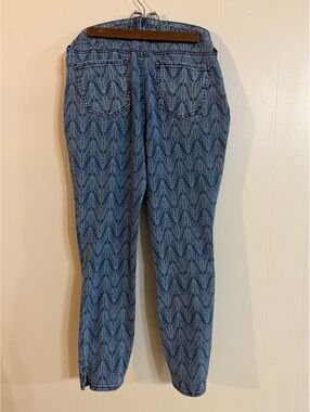 NYDJ Skinny Jeans with Lift Tuck Technology - Blue Patterned Denim, Size Medium